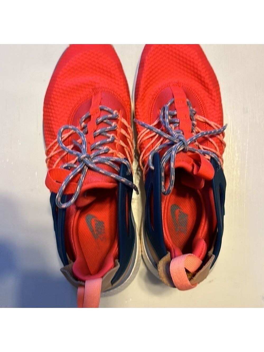 NIKE Free Virtious womens sneakers size 7; 725060-600 - Picture 5 of 7